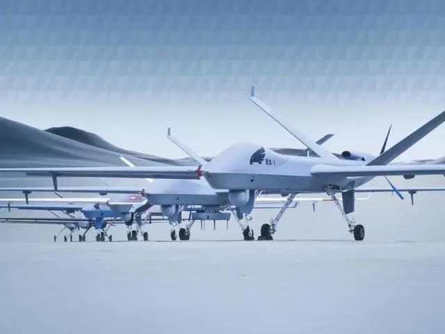 翼龙-X等20余型国产军用无人机亮相航展，，，，，无人机协同系统日益完整